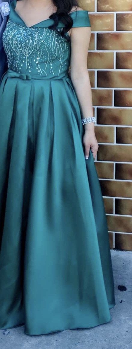 Bicici&coty Size 10 Prom Off The Shoulder Sequined Emerald Green Ball Gown on Queenly