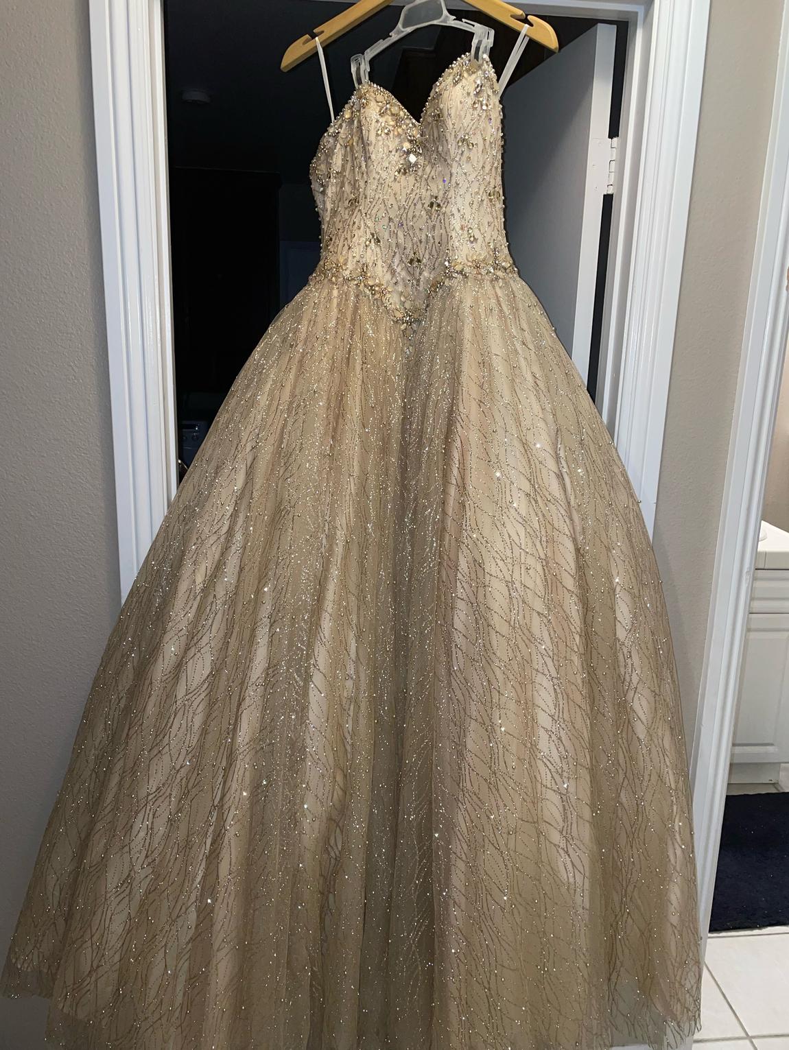 Size 2 Prom Lace Gold Ball Gown on Queenly