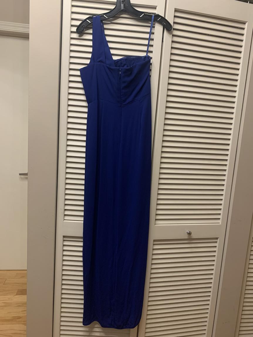 BCBG Max Azria Size 4 One Shoulder Blue Ball Gown on Queenly