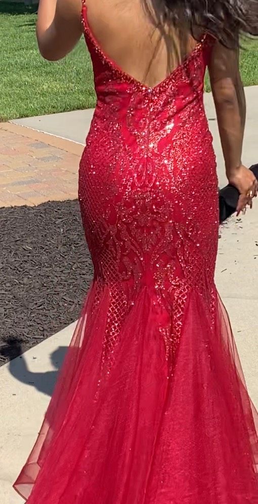 Gabby G Size 4 Prom Sequined Red Mermaid Dress on Queenly