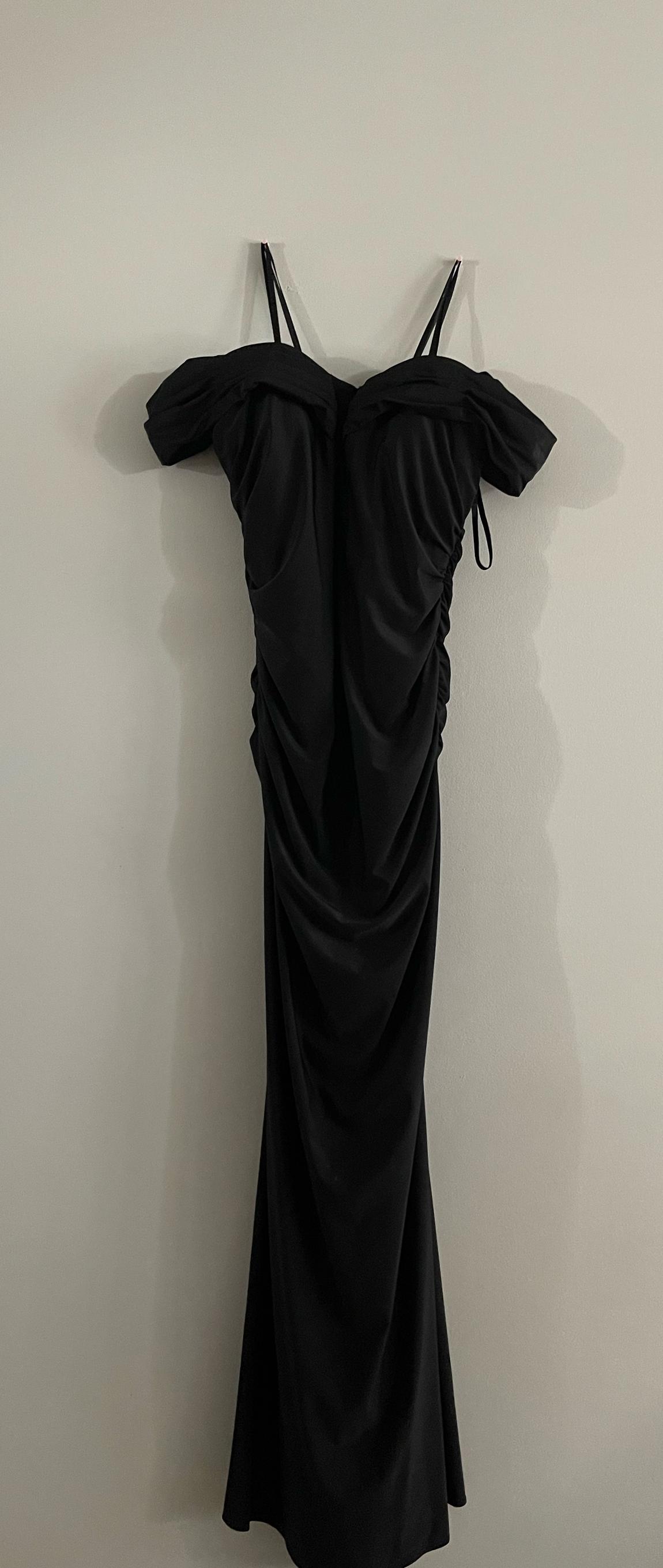Size 14 Prom Black Floor Length Maxi on Queenly