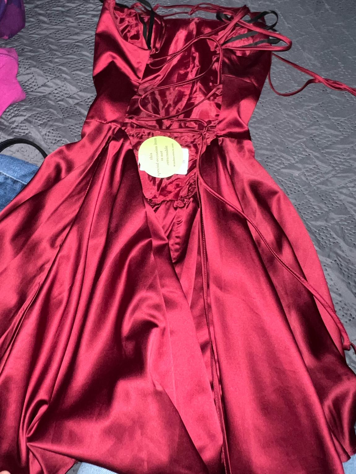 Size 0 Prom Burgundy Purple A-line Dress on Queenly