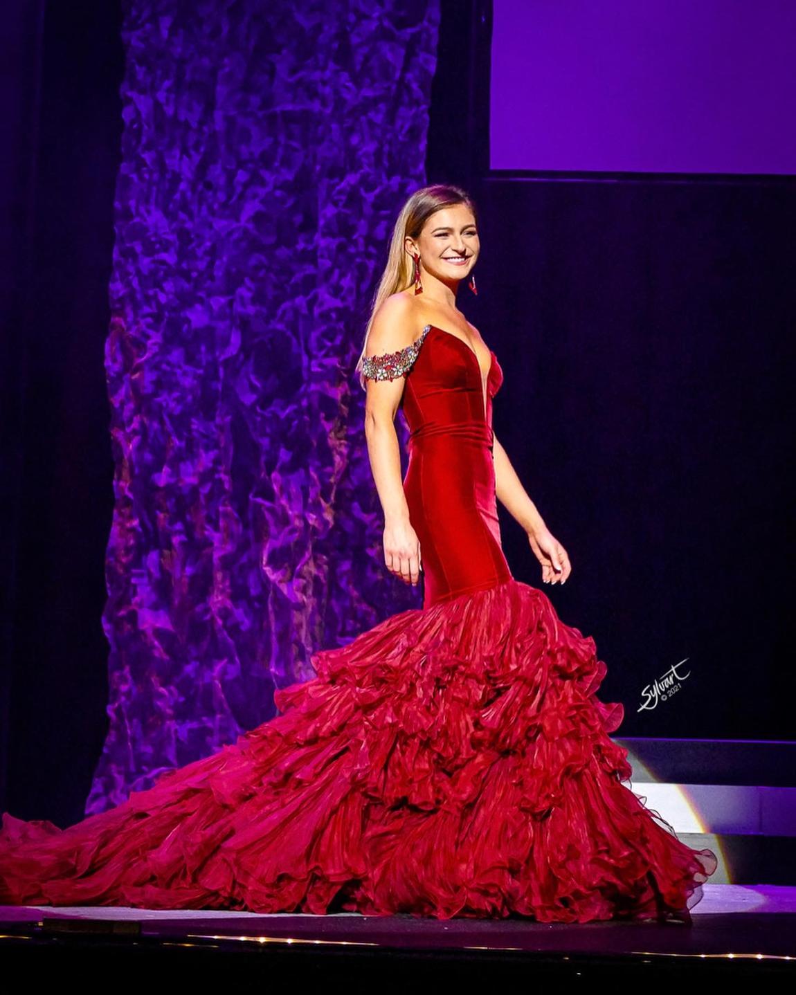 Sherri Hill Size 4 Red Mermaid Dress on Queenly