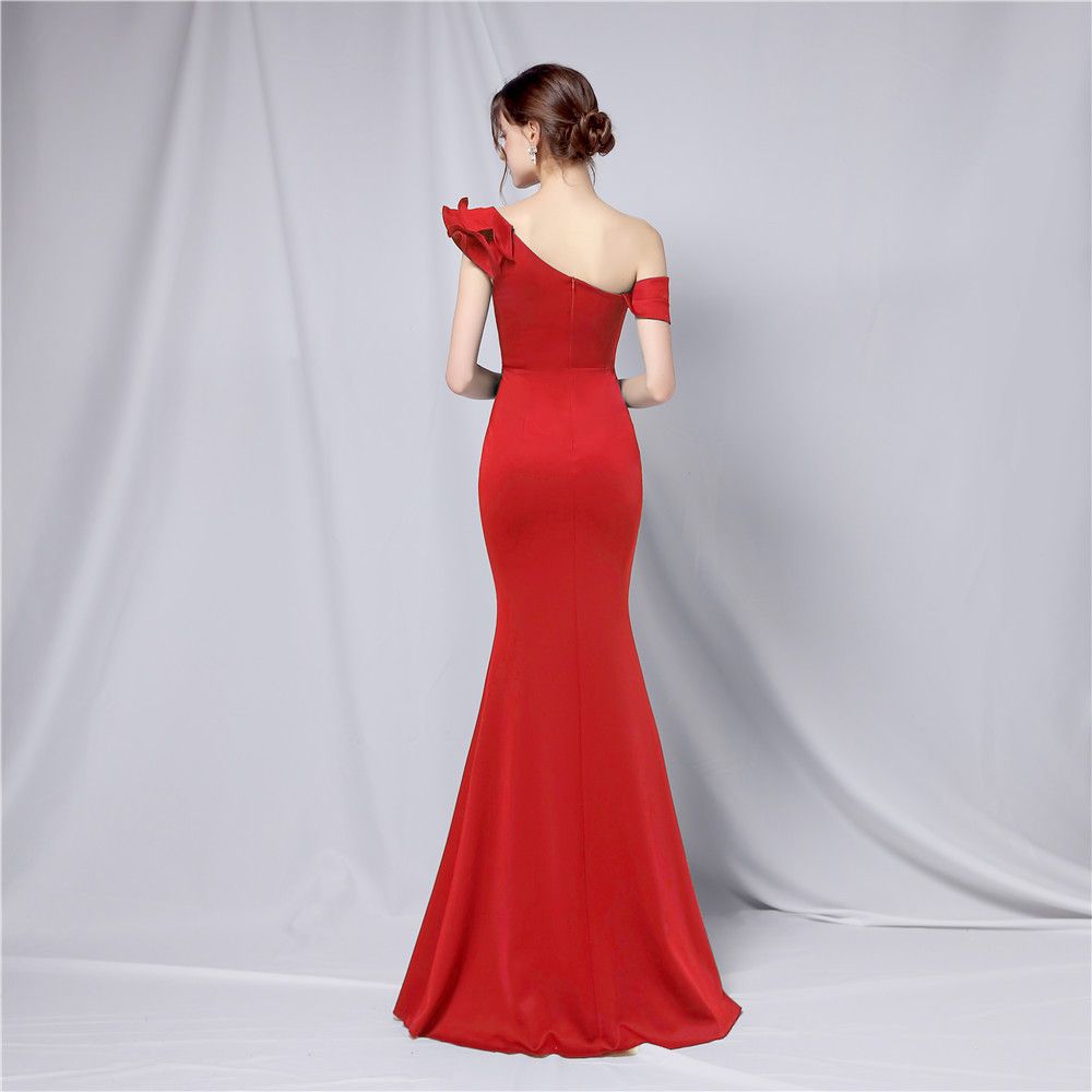 Size 8 Prom One Shoulder Red Mermaid Dress on Queenly