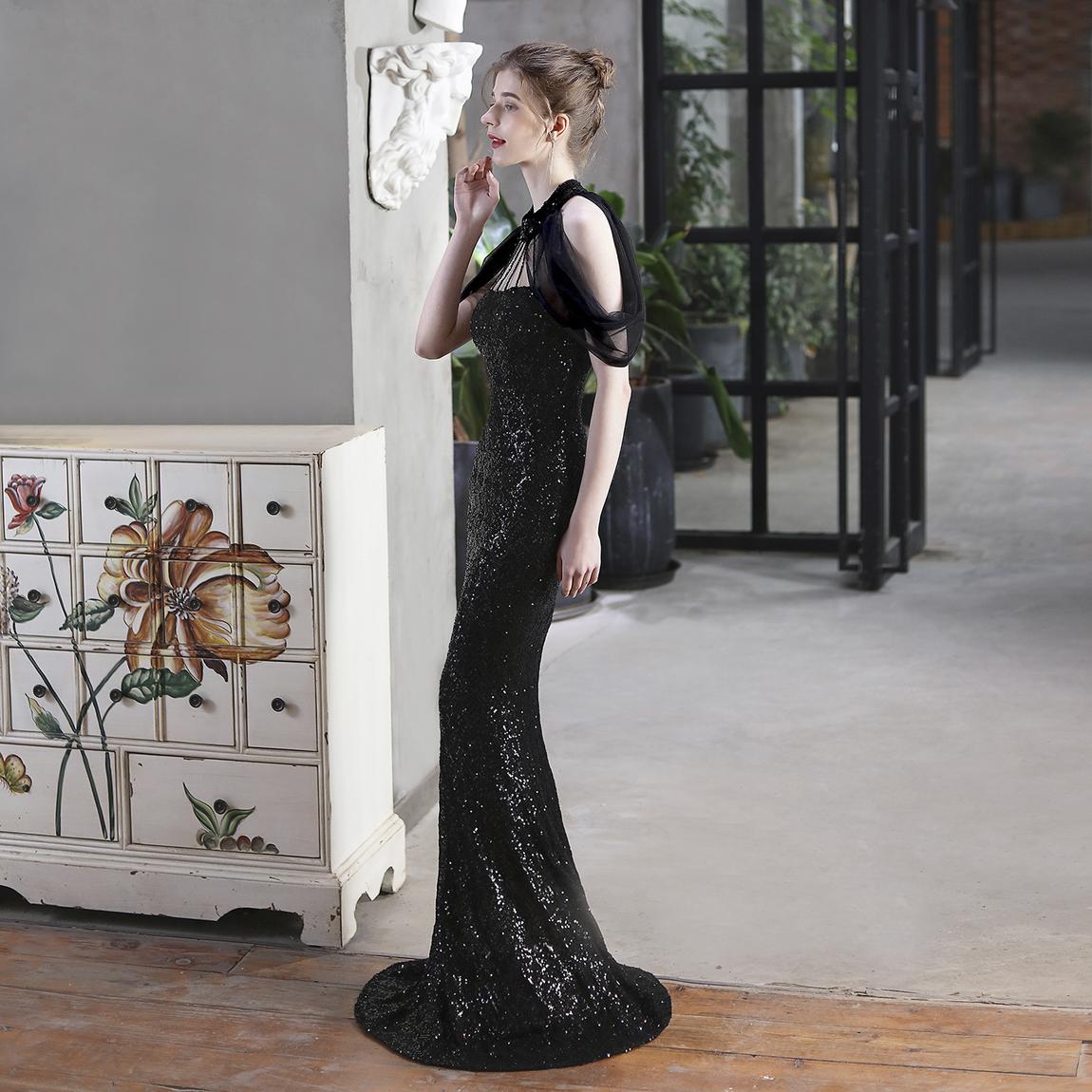 Size 10 Prom Lace Black Mermaid Dress on Queenly