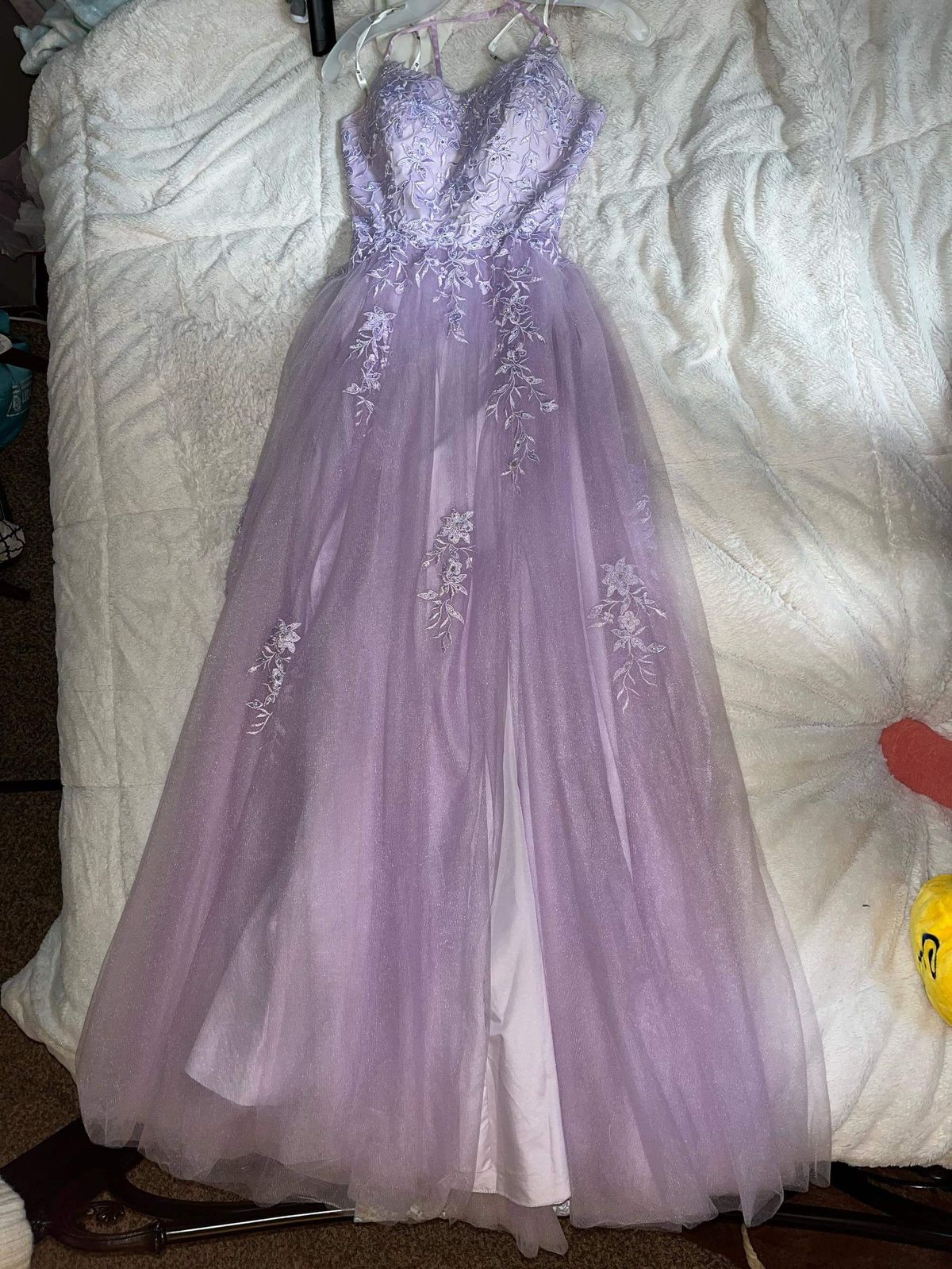 David's Bridal Size 8 Prom Lace Purple Floor Length Maxi on Queenly
