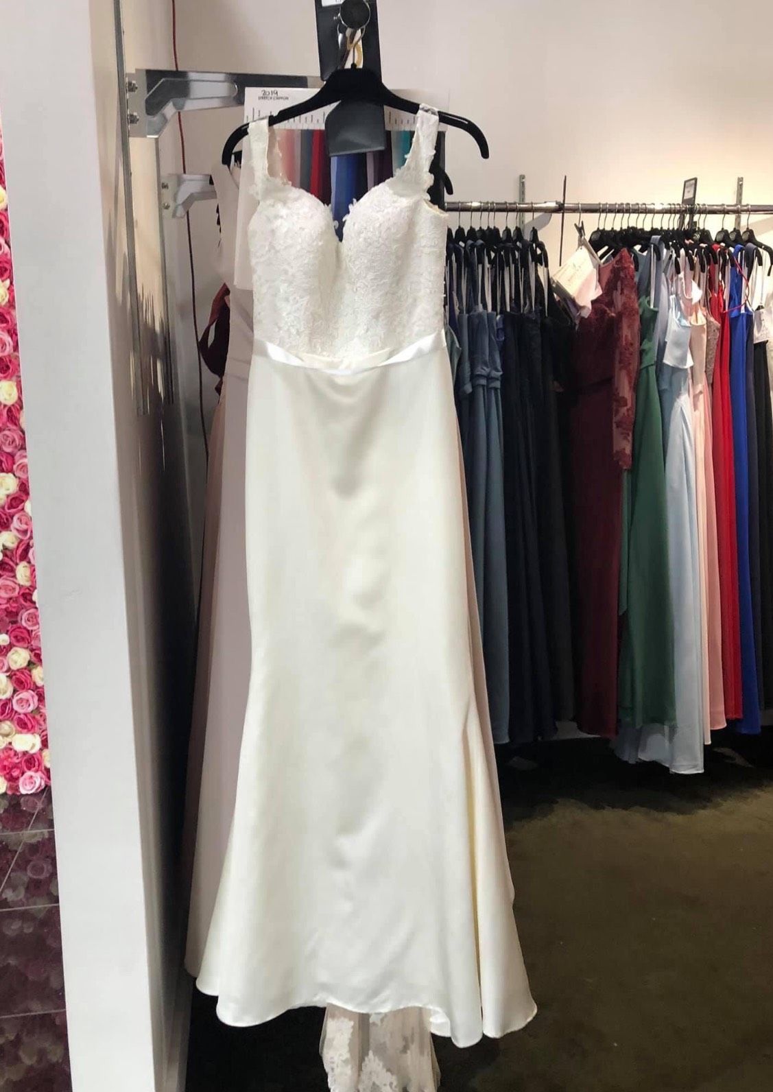 Size 10 White Floor Length Maxi on Queenly