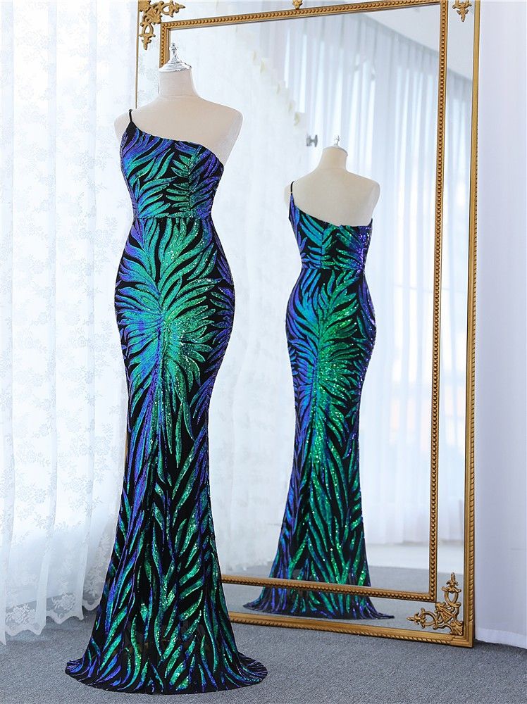 Size 8 Prom One Shoulder Sequined Green Mermaid Dress on Queenly