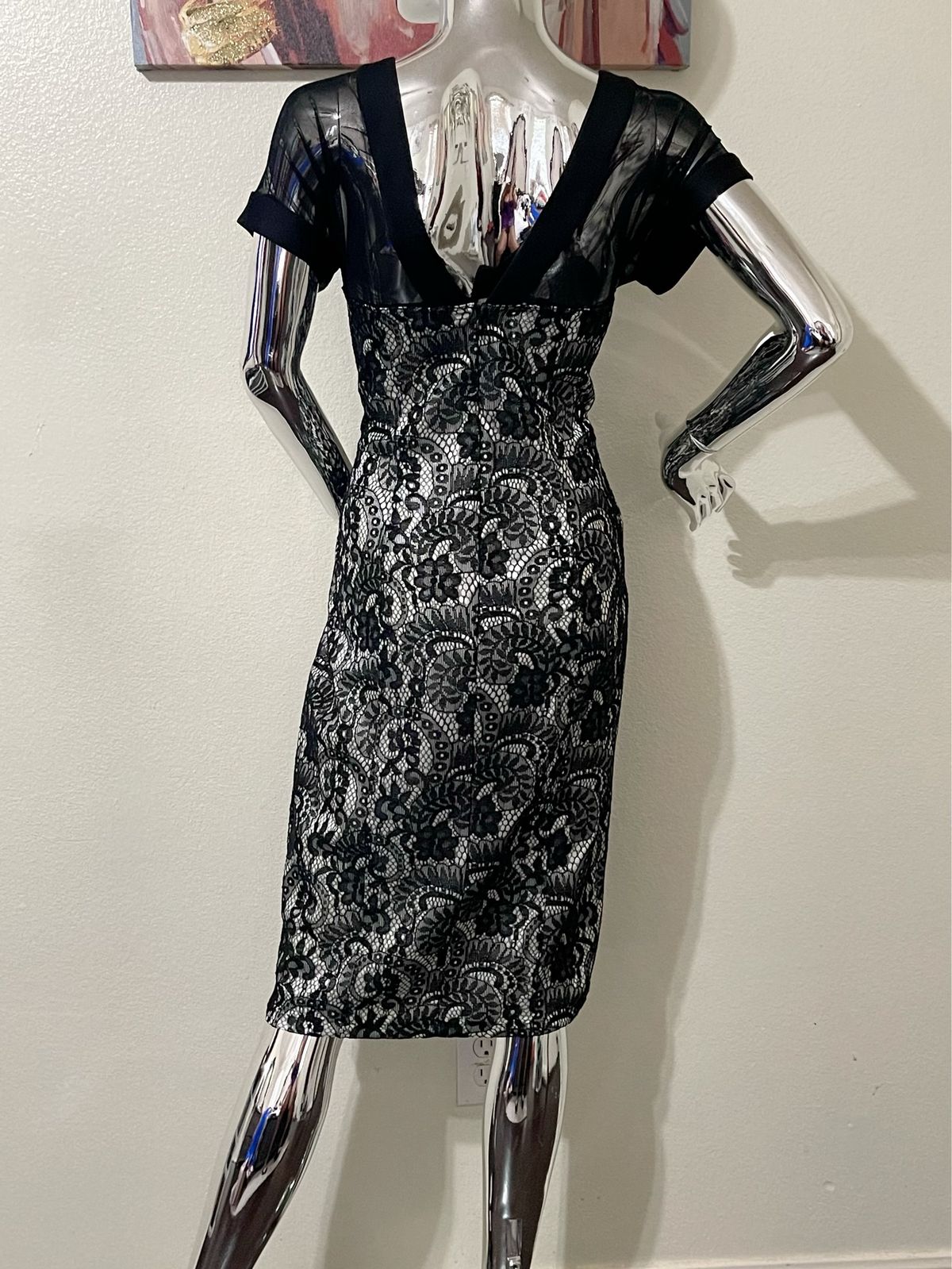 Size 12 Homecoming Cap Sleeve Lace Black Cocktail Dress on Queenly