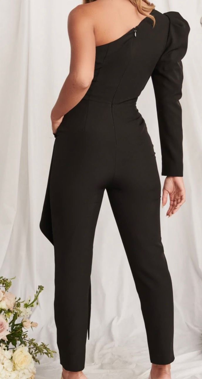 Size 2 Pageant Interview Long Sleeve Black Formal Jumpsuit on Queenly