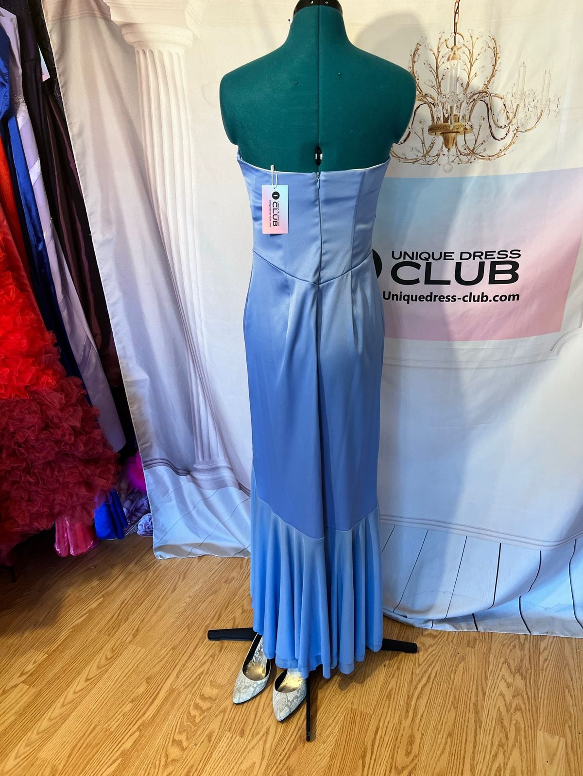 Unique Dress Club Size 4 Prom Blue Mermaid Dress on Queenly