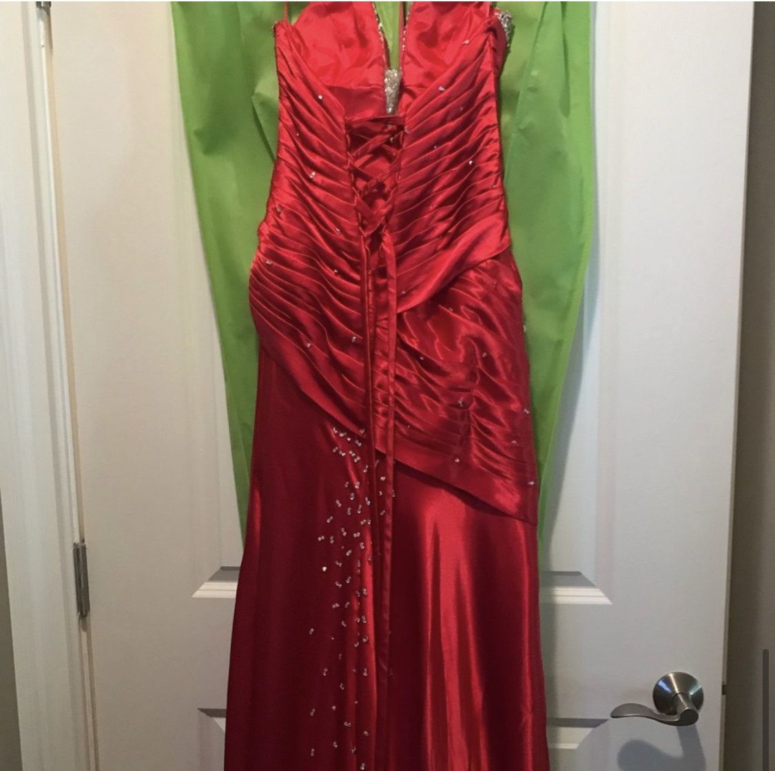 MoriLee Size 4 Red Side Slit Dress on Queenly