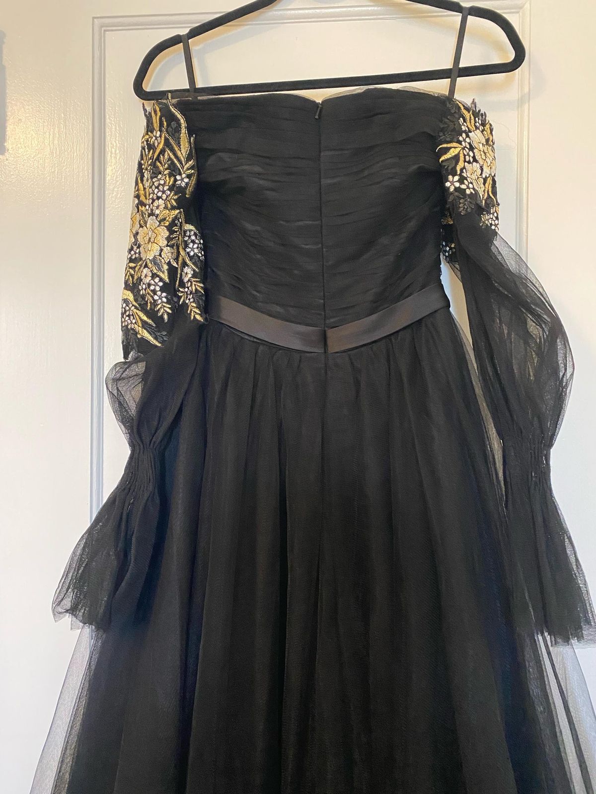 Size 0 Black Dress With Train on Queenly