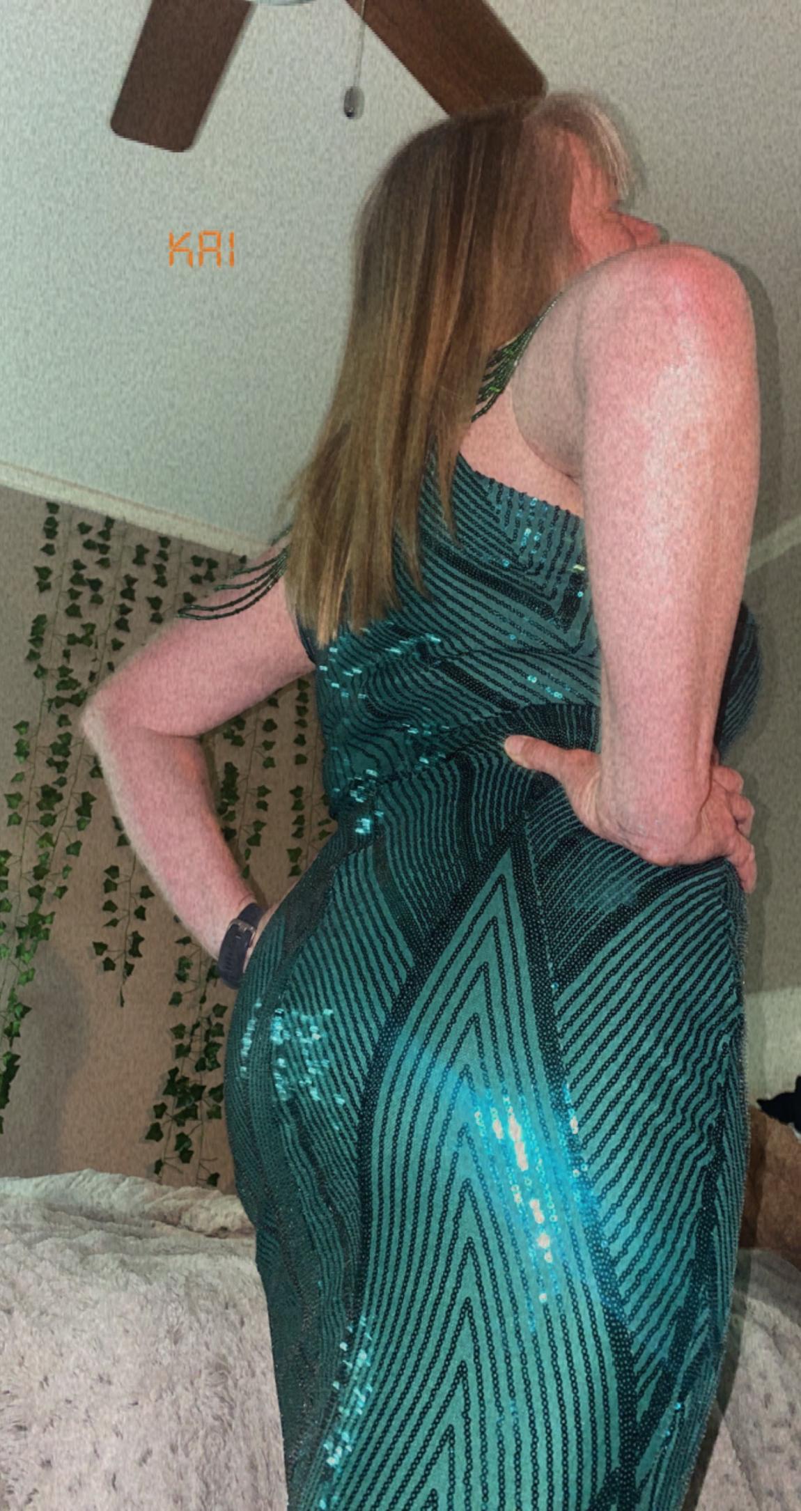 Size 4 Emerald Green Mermaid Dress on Queenly