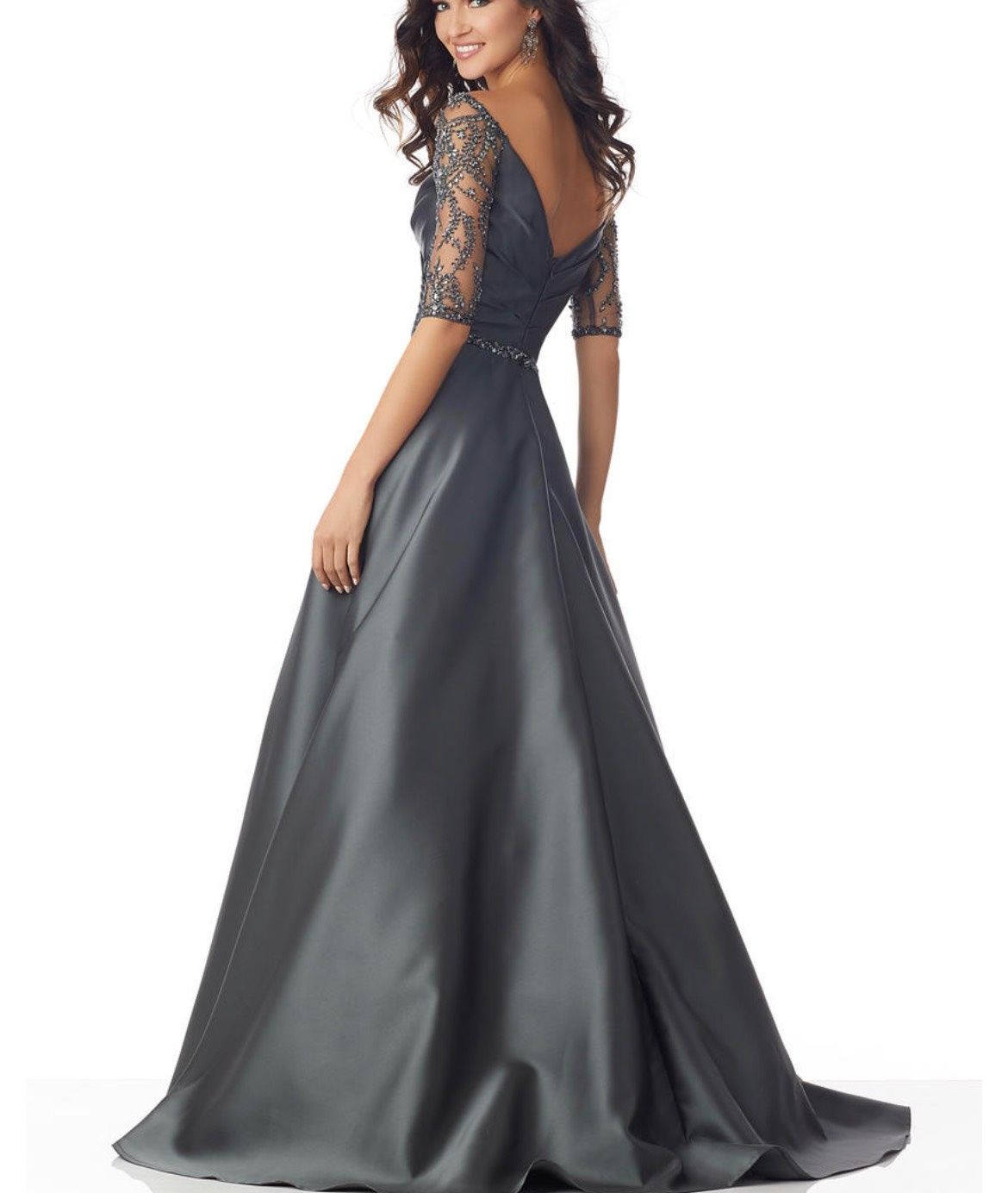 Unique Dress Club Size 4 Prom Satin Silver A-line Dress on Queenly