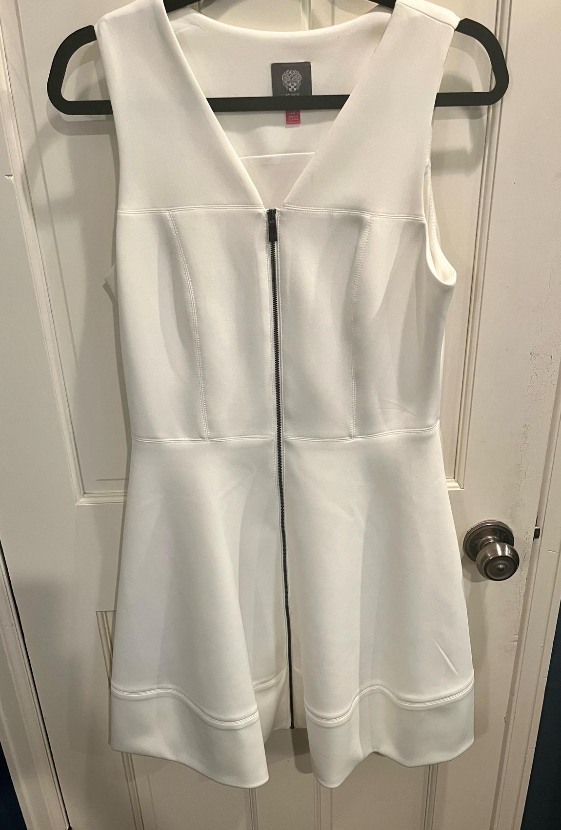 Vince Camuto Size 10 White A-line Dress on Queenly