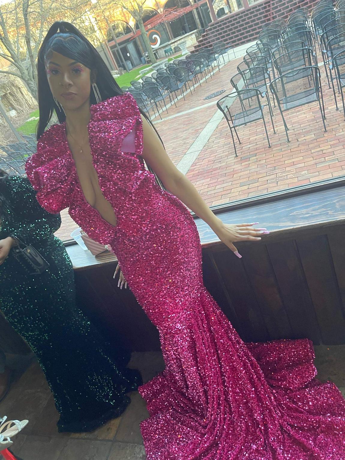 Size 8 Prom Plunge Sequined Hot Pink Mermaid Dress on Queenly