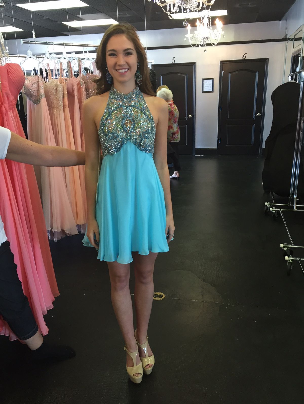 Sherri Hill Size 0 Homecoming High Neck Sequined Light Blue Cocktail Dress on Queenly