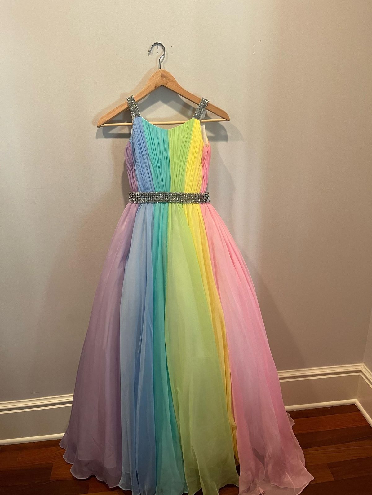 Ashley Lauren Girls Size 10 Pageant Sequined Multicolor Ball Gown on Queenly