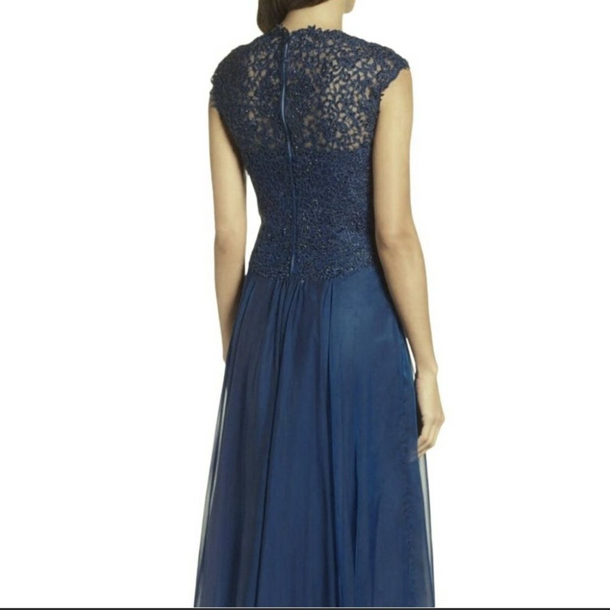 La Femme Size 4 Cap Sleeve Lace Blue Floor Length Maxi on Queenly