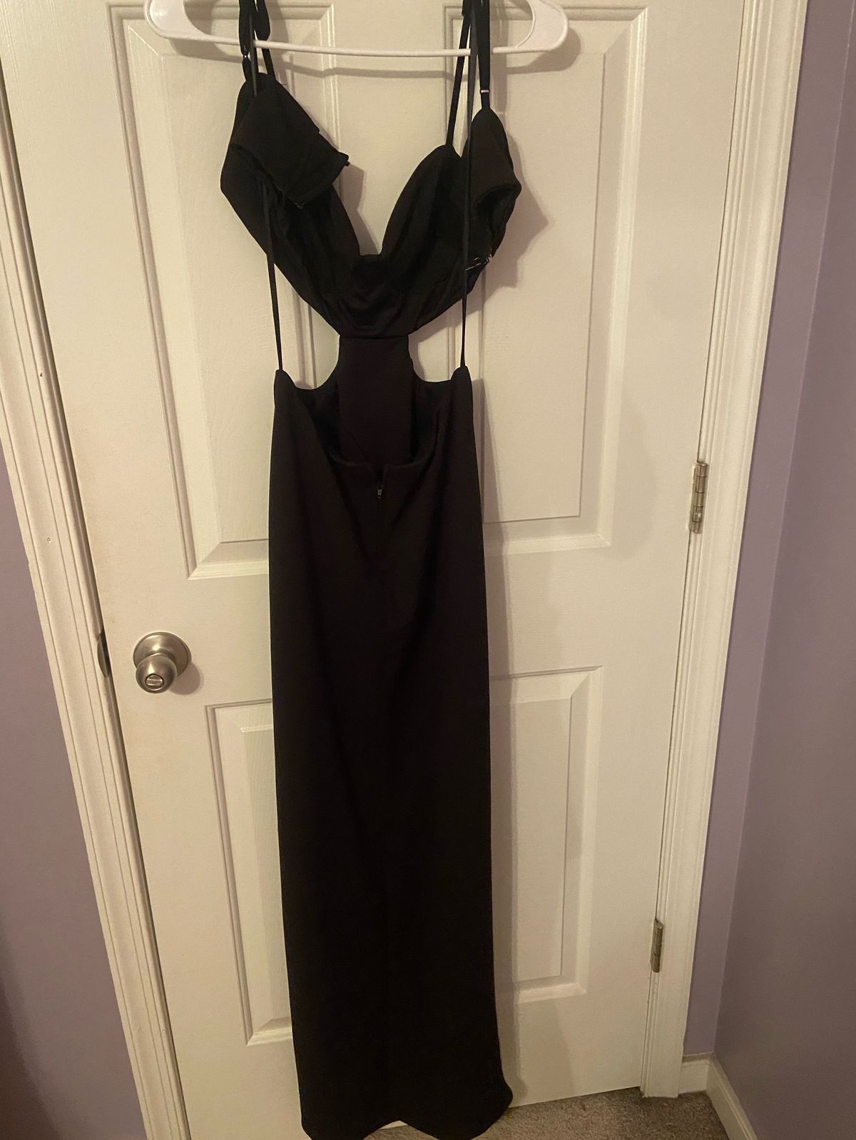Size 10 Prom Black Side Slit Dress on Queenly