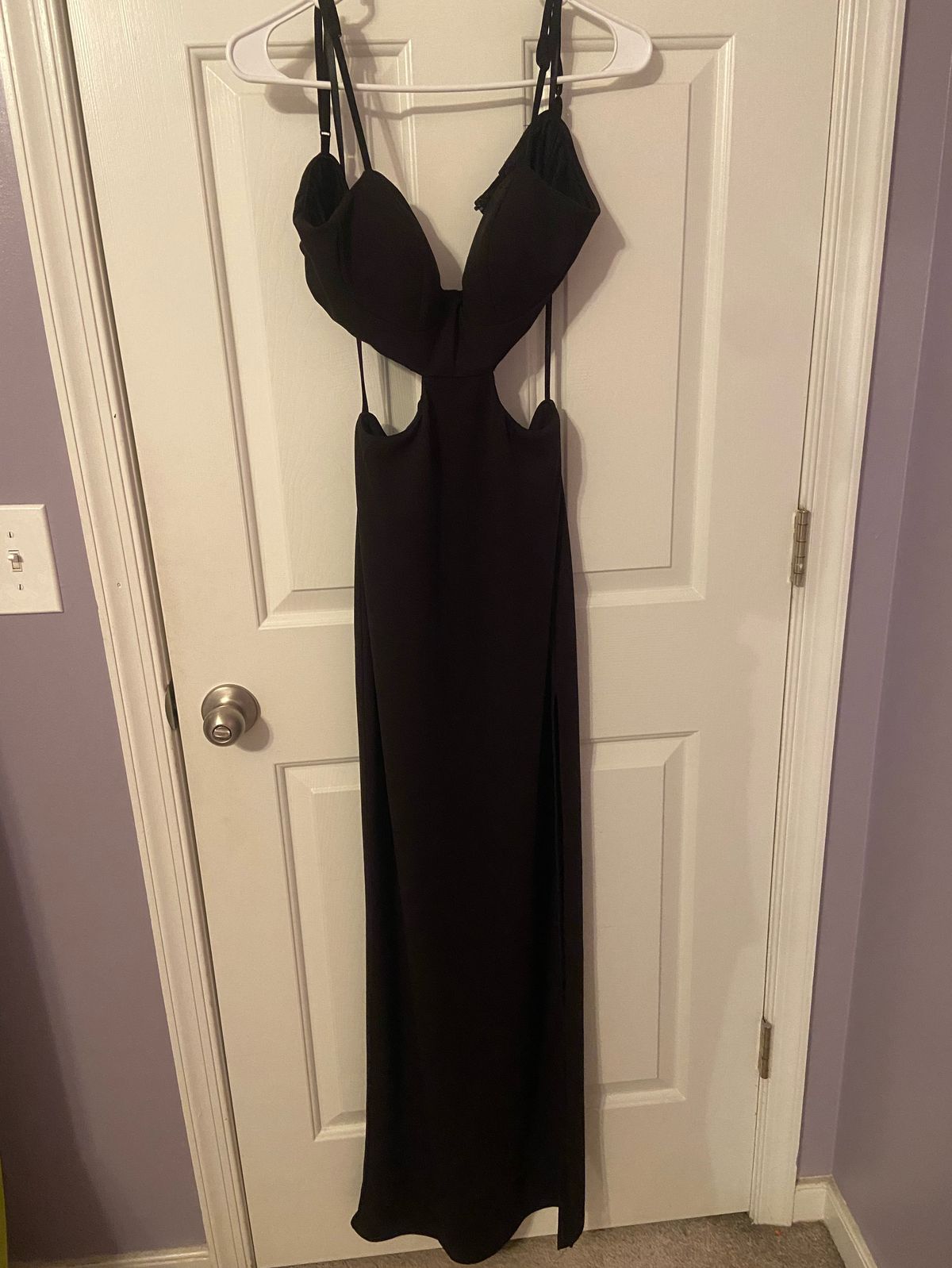 Size 10 Prom Black Side Slit Dress on Queenly