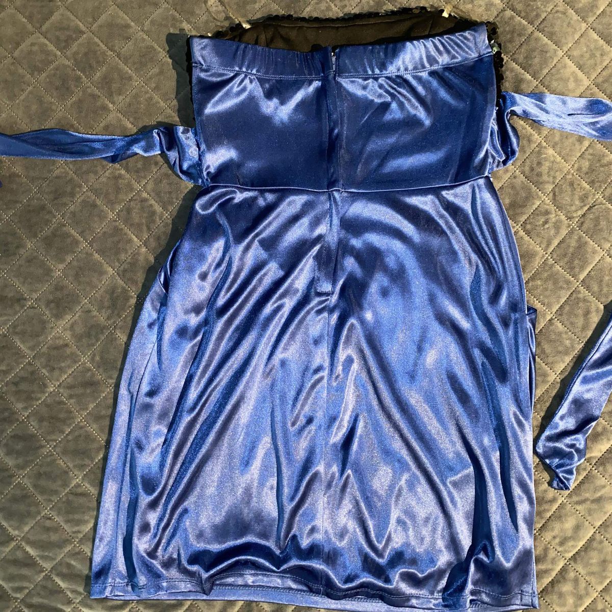 Size 8 Satin Blue Cocktail Dress on Queenly