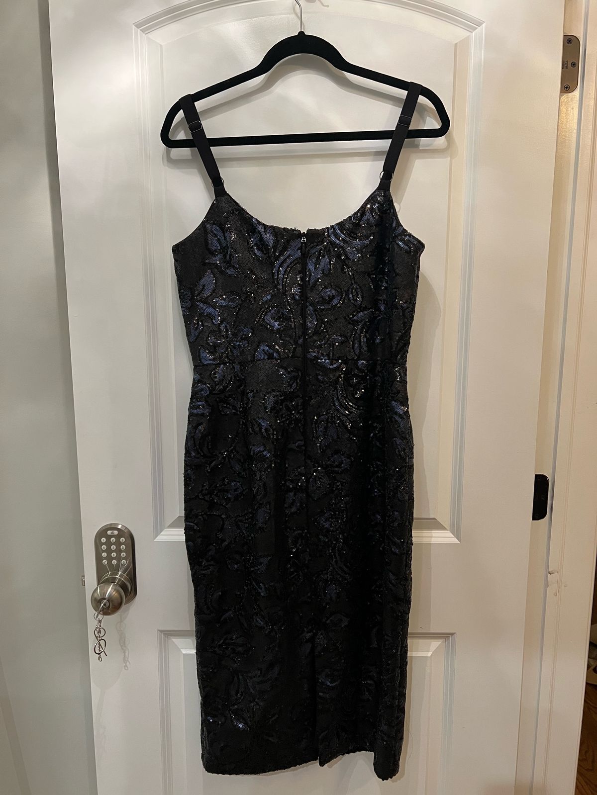 Dress the population Size 10 Sequined Navy Black Cocktail Dress on Queenly