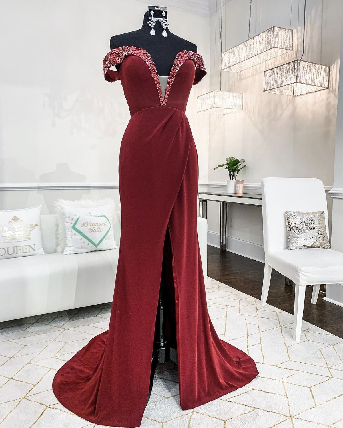 Jovani Couture Size 6 Satin Red Side Slit Dress on Queenly