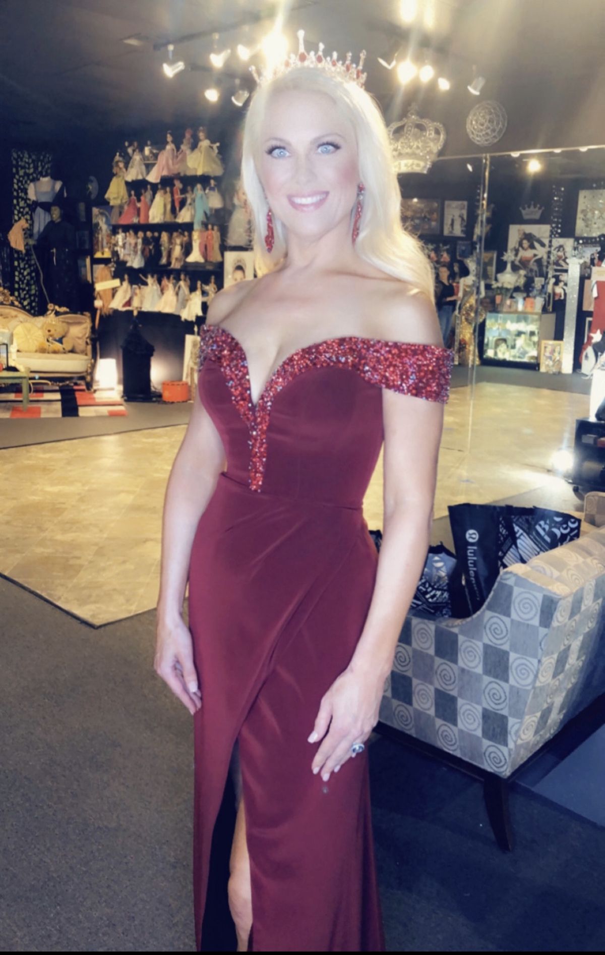 Jovani Couture Size 6 Satin Red Side Slit Dress on Queenly