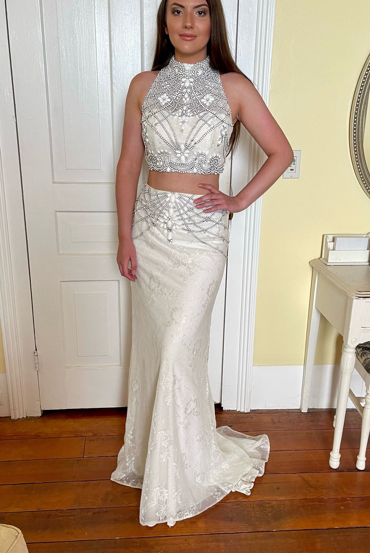 Sherri Hill Size 4 Prom High Neck Sequined White Mermaid Dress on Queenly