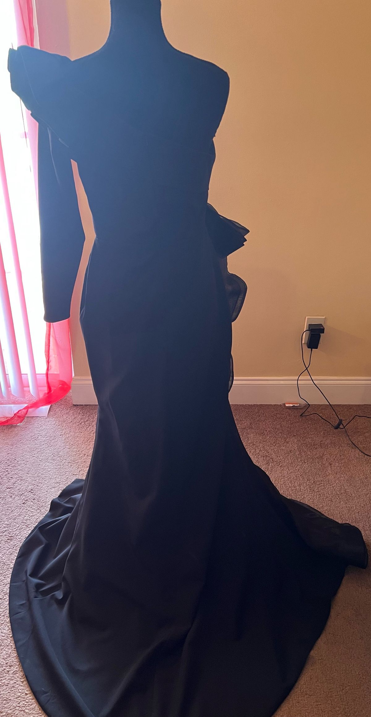 Size 8 Prom Long Sleeve Black Floor Length Maxi on Queenly