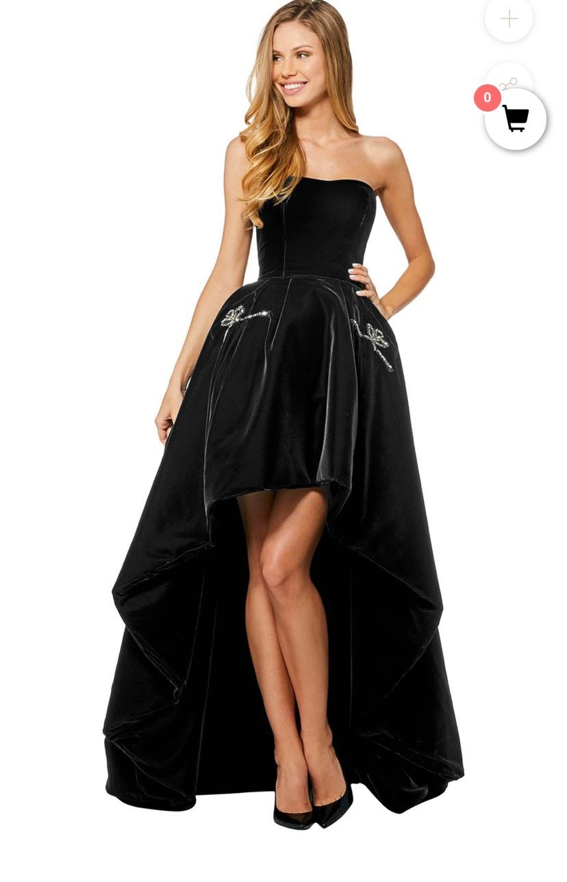 Sherri Hill Size 2 Prom Strapless Velvet Black Ball Gown on Queenly