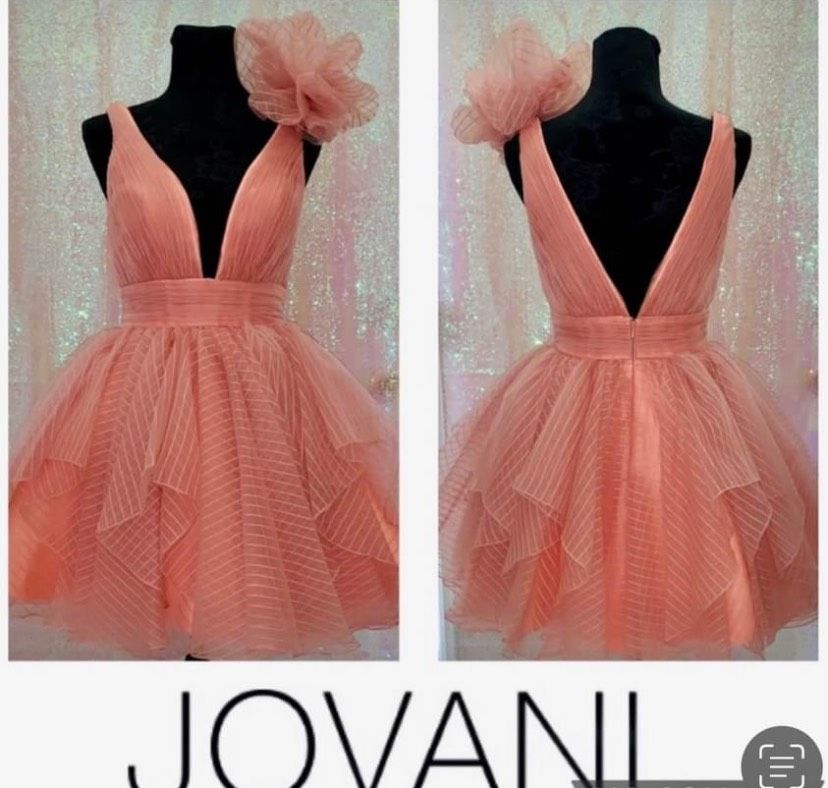 Jovani Size 4 Homecoming Plunge Light Pink Cocktail Dress on Queenly