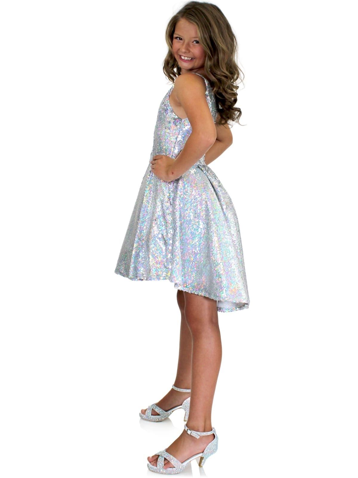 Style 5013 Marc Defang Girls Size 10 Prom Sequined Silver Cocktail Dress on Queenly