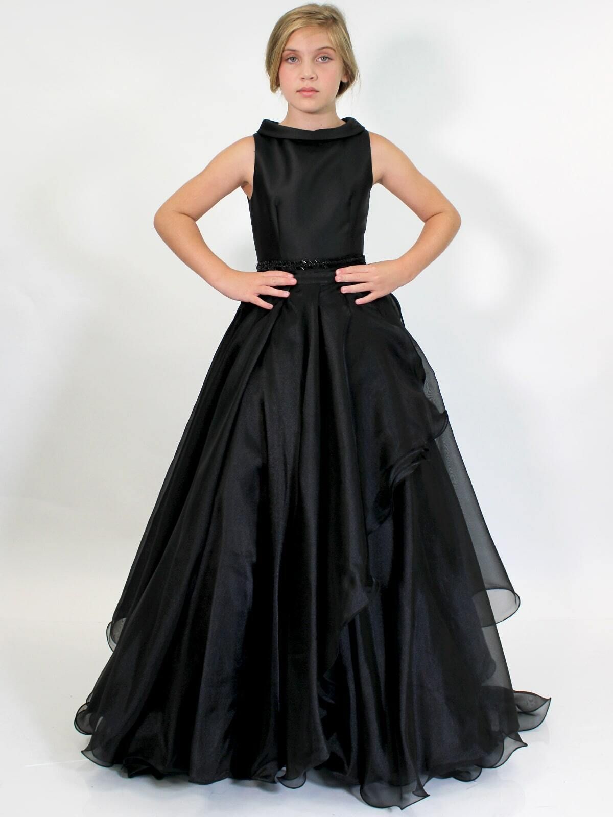 Style 5016 Marc Defang Girls Size 8 Prom Black Ball Gown on Queenly