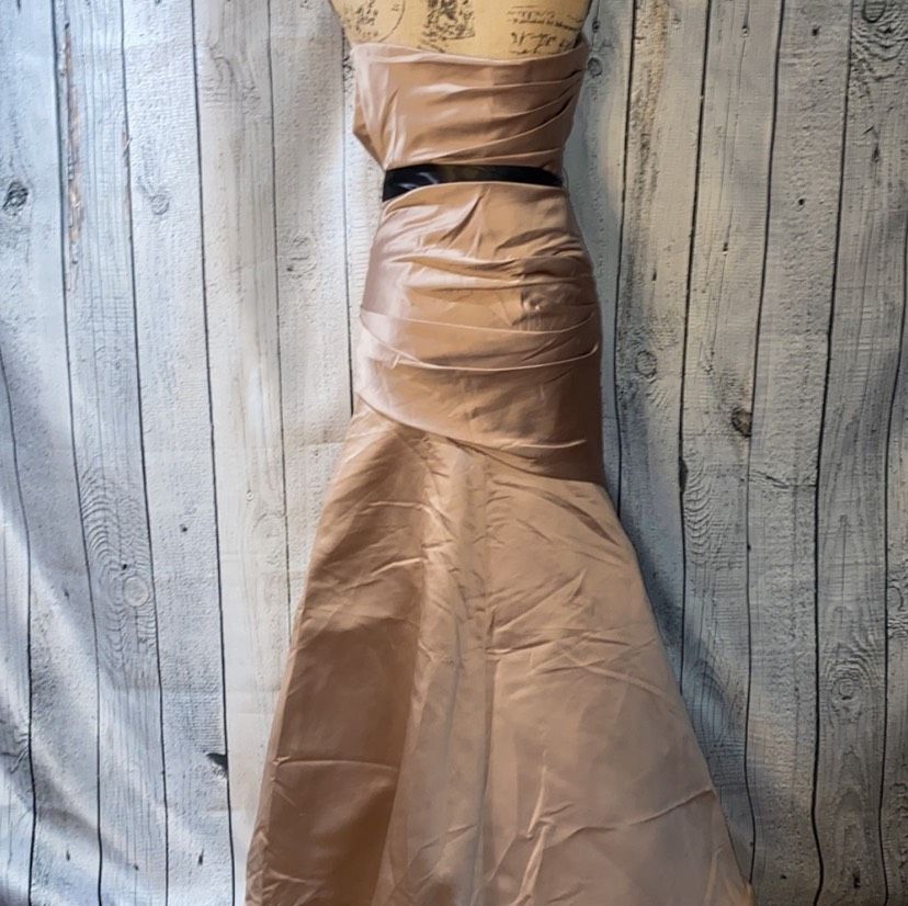 Whoo by Whaters & Whaters Size 2 Bridesmaid Strapless Satin Nude Mermaid Dress on Queenly