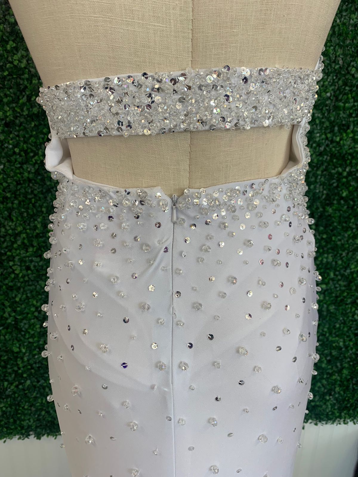 Mac Duggal Size 4 Prom Halter Sequined White Mermaid Dress on Queenly
