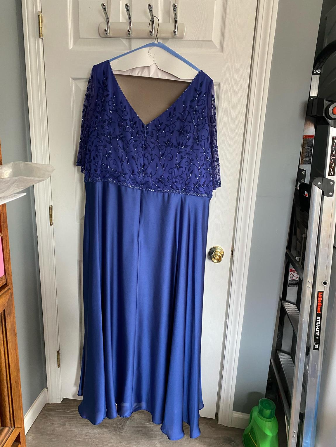See picture of label Plus Size 22 Blue Floor Length Maxi on Queenly