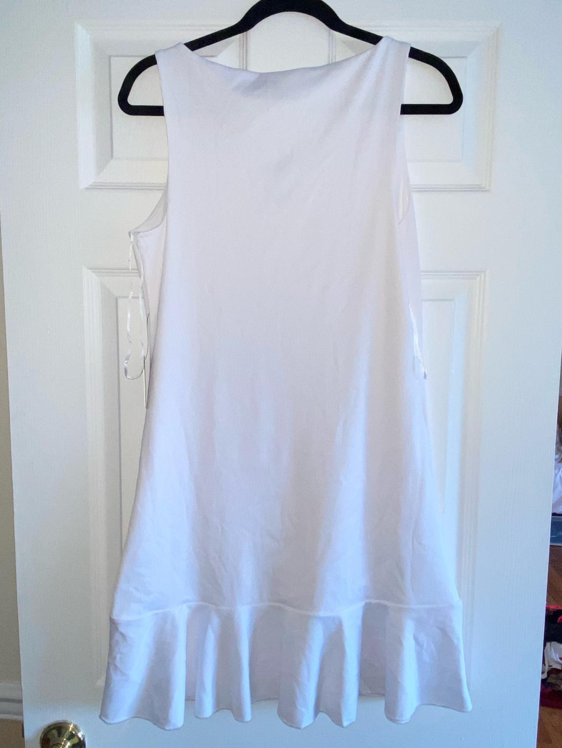 Express Size 12 White Cocktail Dress on Queenly