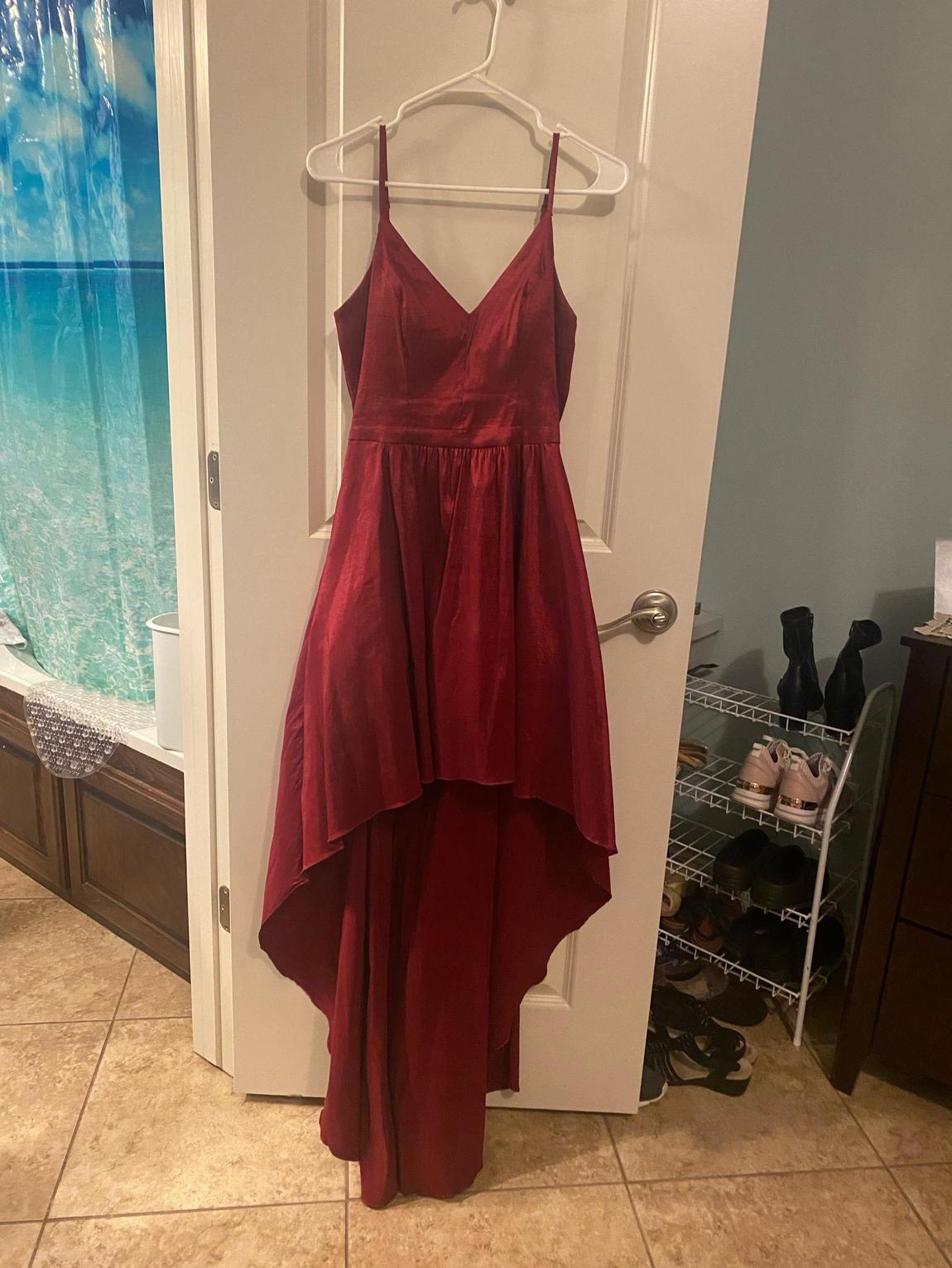 Size 6 Homecoming Red Cocktail Dress on Queenly
