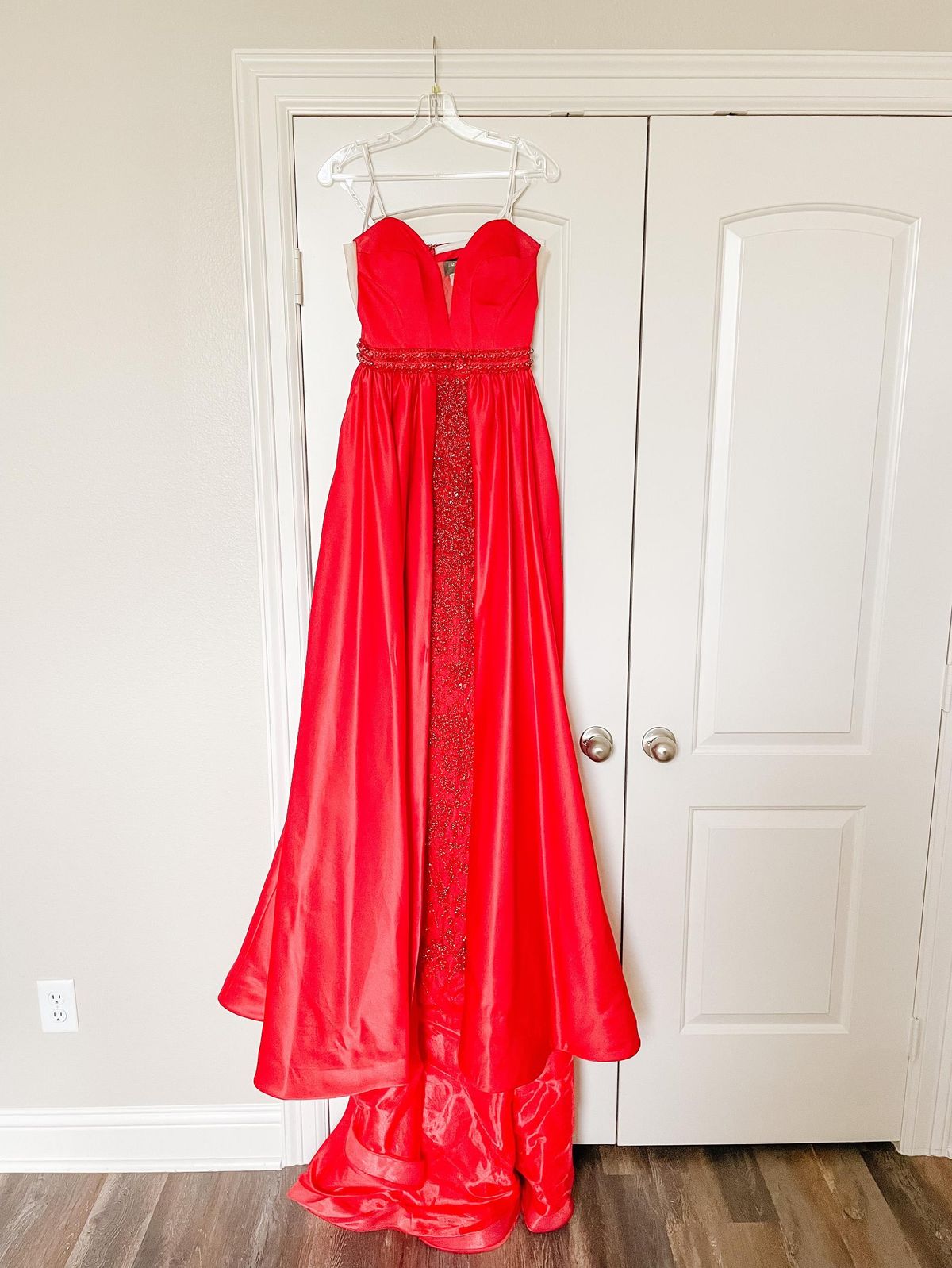 Rachel Allan Size 6 Strapless Sequined Red Ball Gown on Queenly