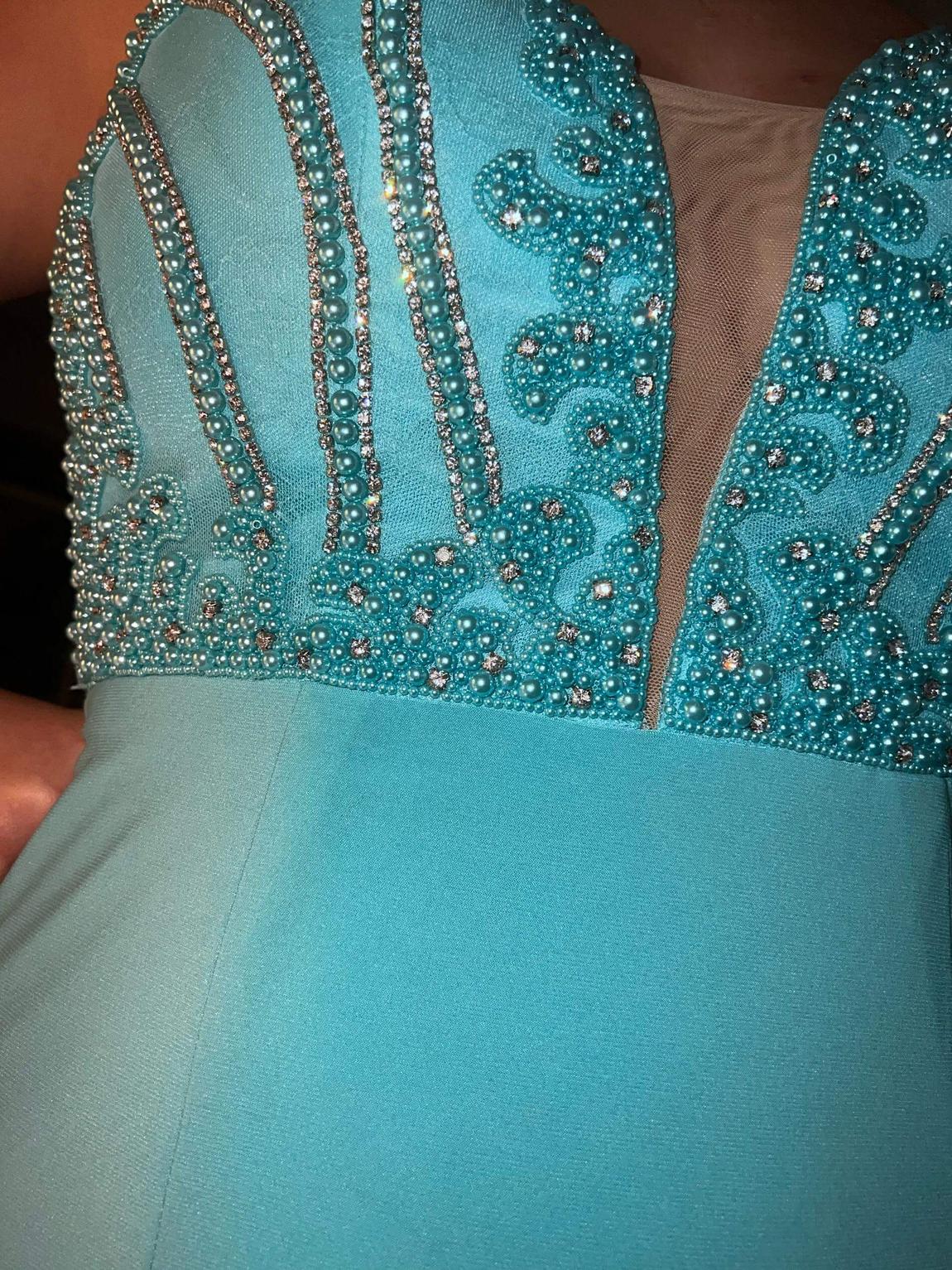 Sherri Hill Size 6 Prom Plunge Sequined Light Blue A-line Dress on Queenly