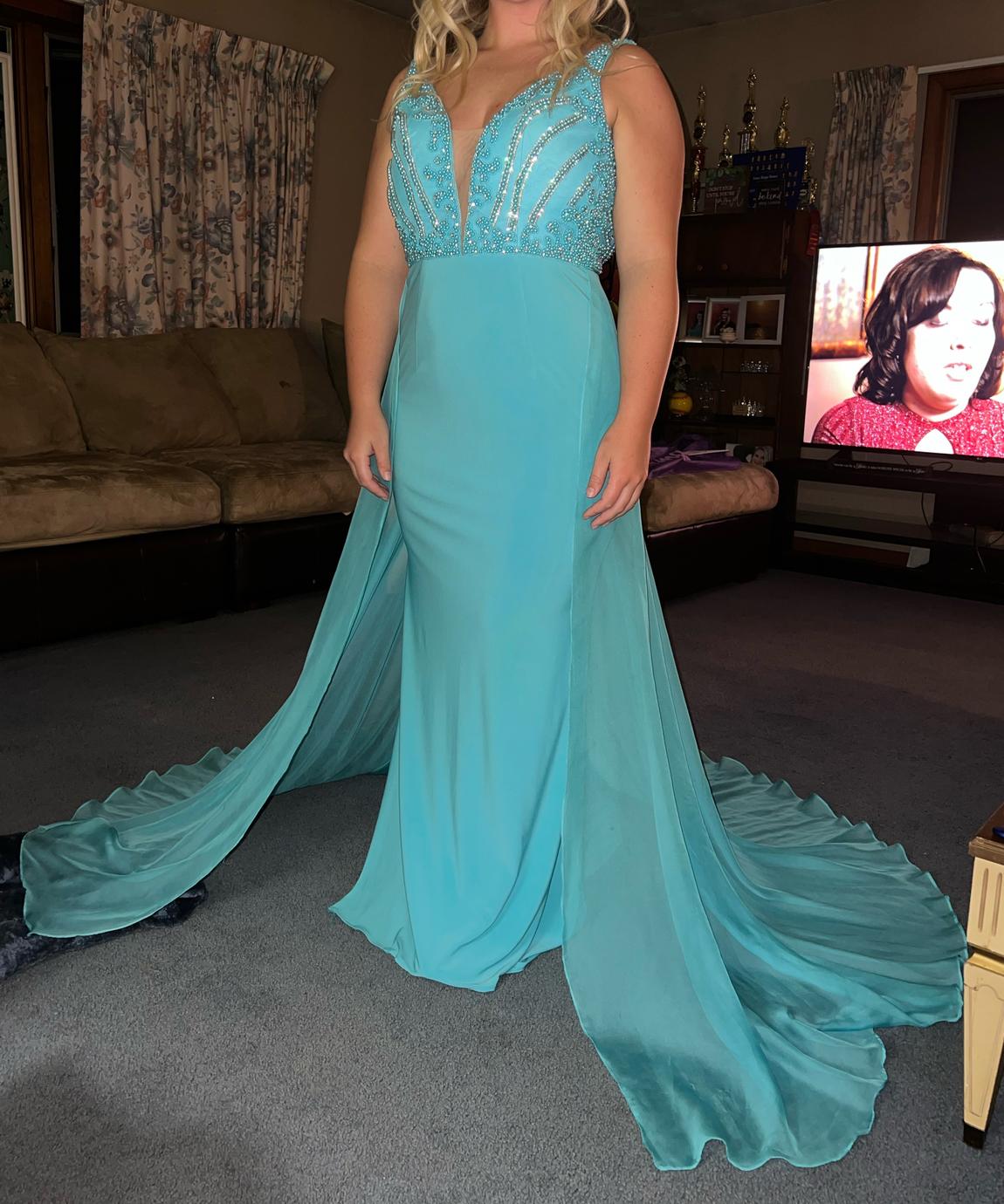 Sherri Hill Size 6 Prom Plunge Sequined Light Blue A-line Dress on Queenly