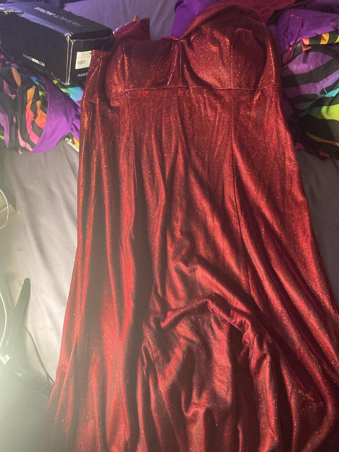 Plus Size 16 Red Dress With Train on Queenly