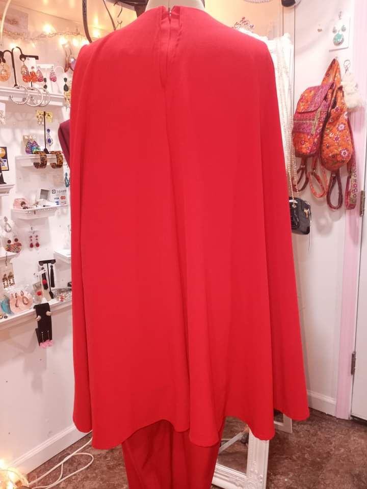 MNM Couture Jumpsuit  Size 6 Red Formal Jumpsuit on Queenly