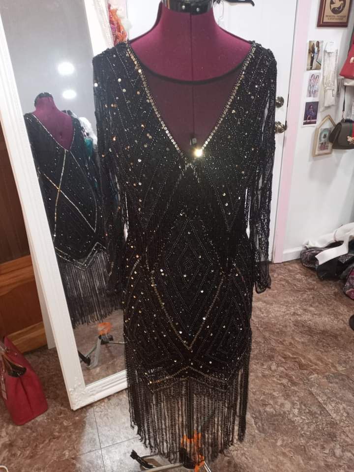 Fringe Beaded Dress Great Gatsby Inspired  Size 8 Black Cocktail Dress on Queenly