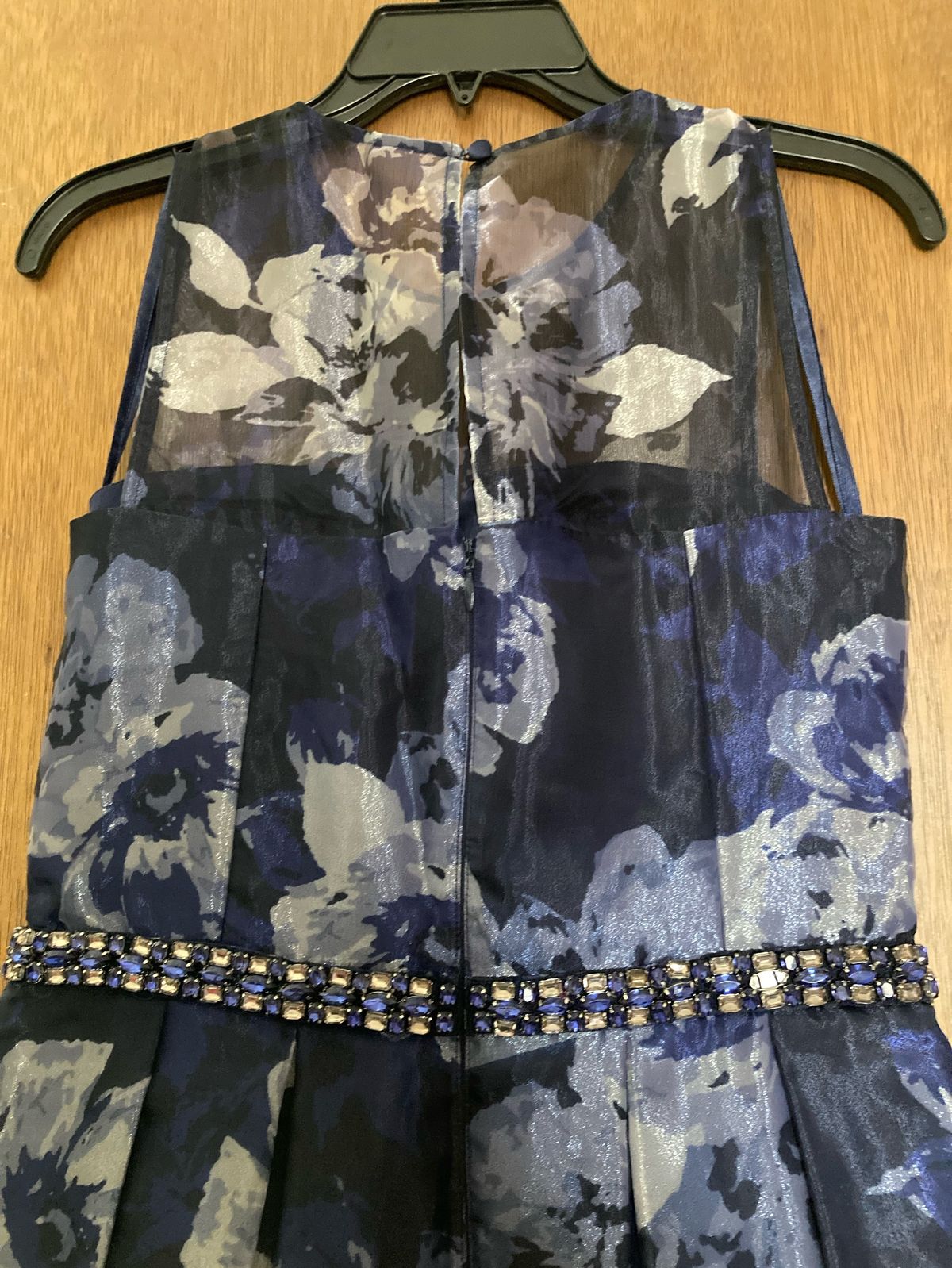 Size 4 Homecoming Sequined Blue Cocktail Dress on Queenly