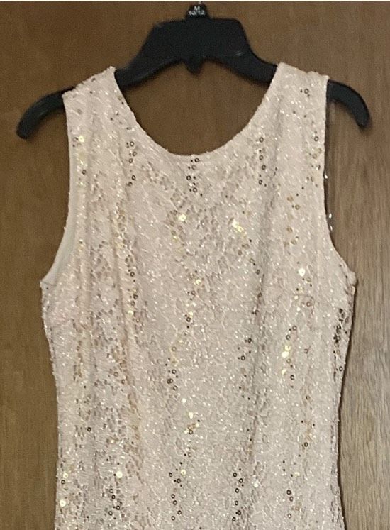 Size 2 Wedding Sequined Gold Mermaid Dress on Queenly
