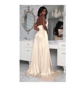 Modaglamboutique.com Size 14 Nude Ball Gown on Queenly